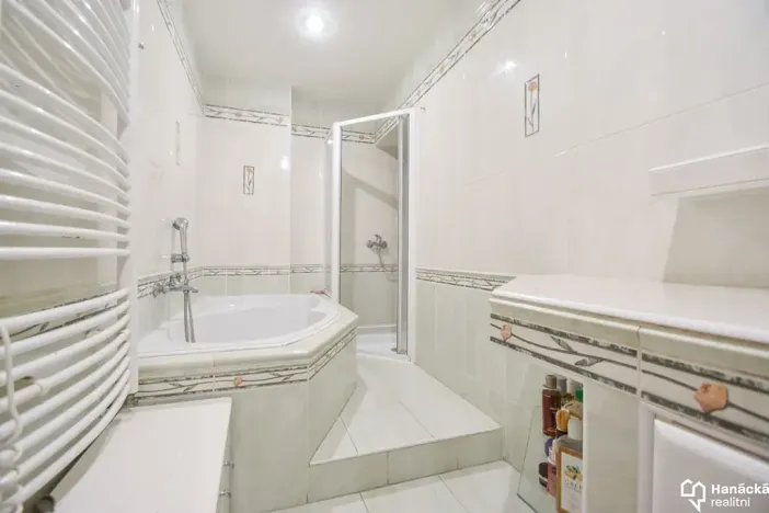 Prodej rodinného domu, Uničov, Tyršova, 400 m2