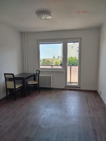 Pronájem bytu 1+kk, Kladno, Dánská, 27 m2