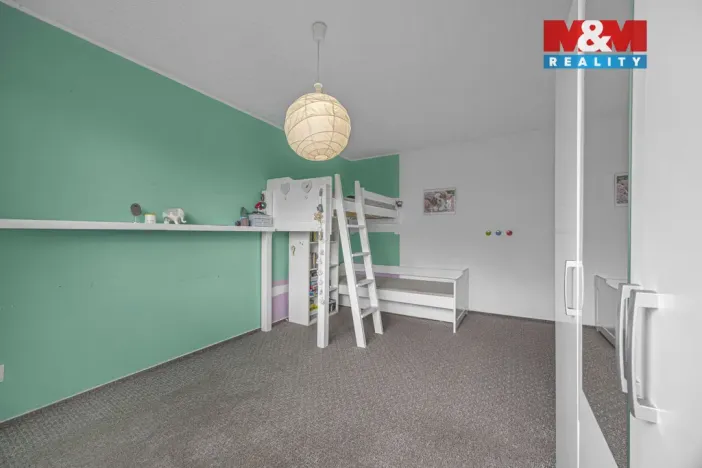 Prodej bytu 4+1, Police nad Metují - Velká Ledhuje, Fučíkova, 94 m2