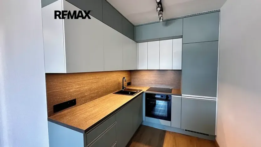 Pronájem bytu 2+kk, Praha - Stodůlky, U jezera, 43 m2