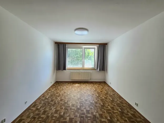 Pronájem bytu 1+1, Zlín, Dětská, 34 m2