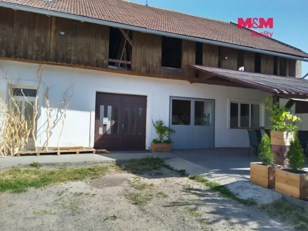 Pronájem skladu, Běstovice, 113 m2