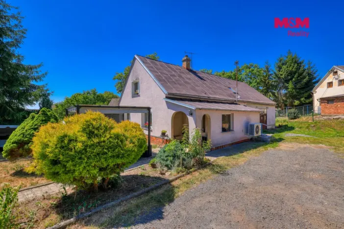 Prodej rodinného domu, Bor - Holostřevy, 200 m2