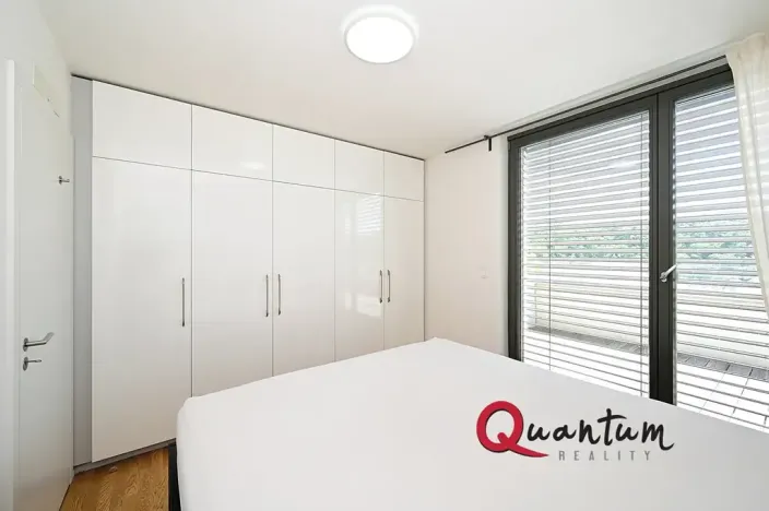 Pronájem bytu 2+kk, Praha - Smíchov, Holečkova, 54 m2