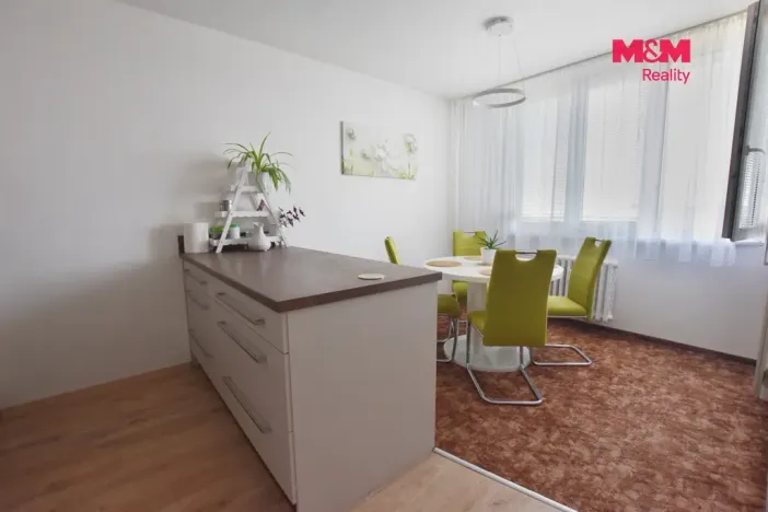 Pronájem bytu 2+kk, Hradec Králové - Nový Hradec Králové, Durychova, 47 m2