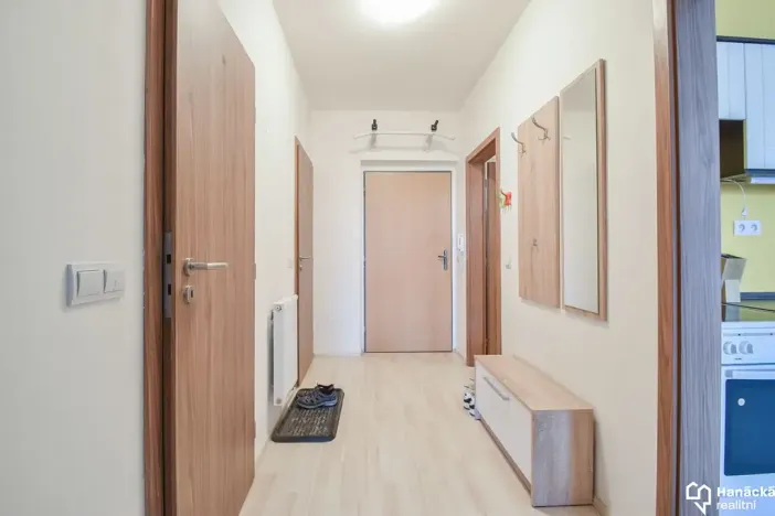 Pronájem bytu 2+kk, Olomouc, Jeremiášova, 64 m2