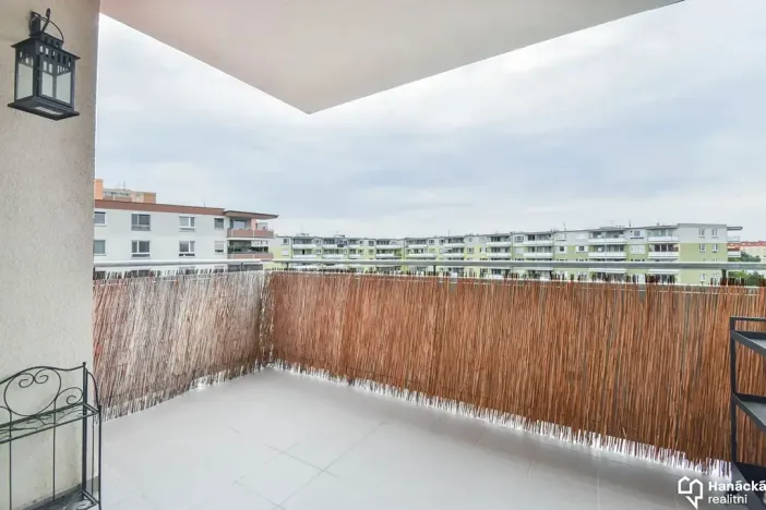 Pronájem bytu 2+kk, Olomouc, Jeremiášova, 64 m2