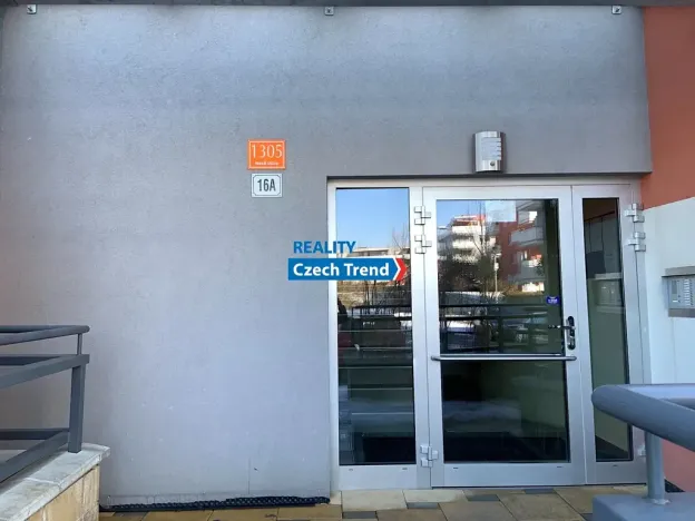 Pronájem - jiné, Olomouc, Mošnerova, 9 m2