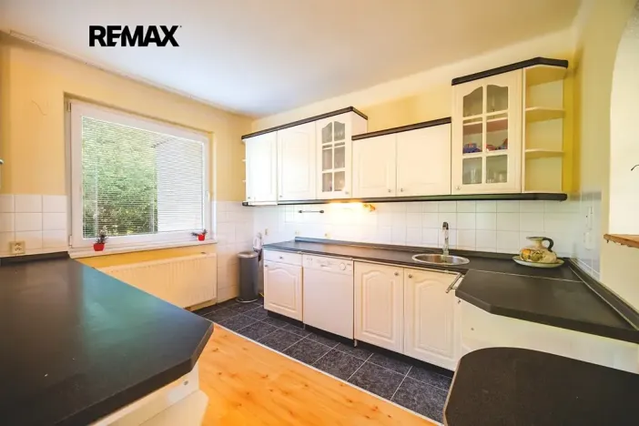 Prodej bytu 6+kk a větší, Doksy, Okružní, 412 m2