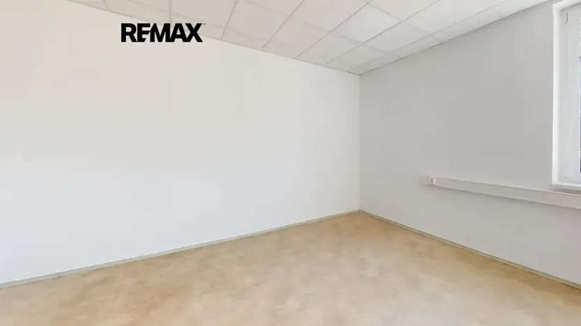 Pronájem kanceláře, Pardubice, Fáblovka, 444 m2