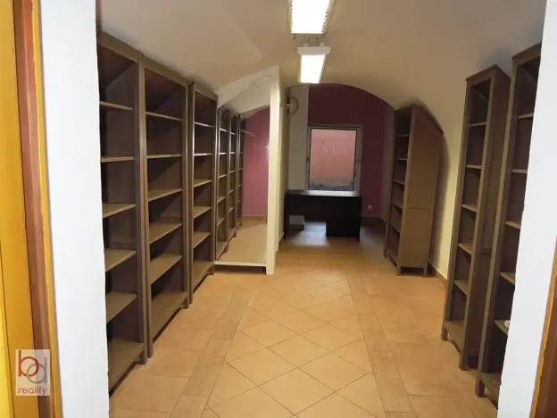 Pronájem obchodního prostoru, České Budějovice, 20 m2