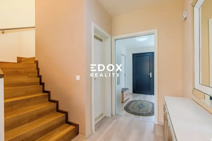 Prodej rodinného domu, Beroun, Cihlářská, 162 m2