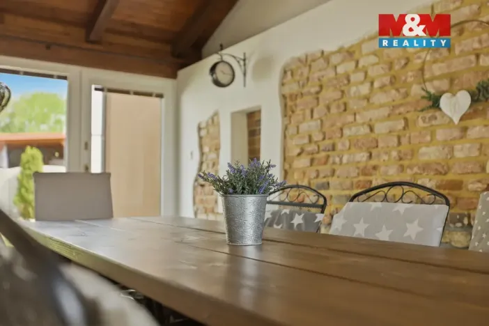 Prodej rodinného domu, Kněževes, U haldy, 155 m2