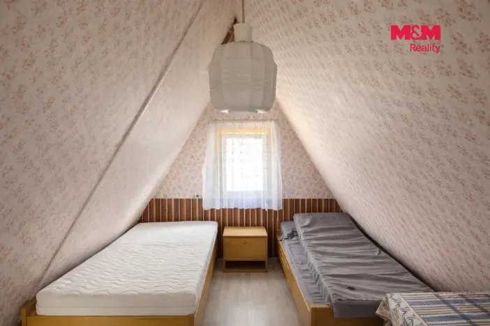 Pronájem chaty, Mezina, 16 m2