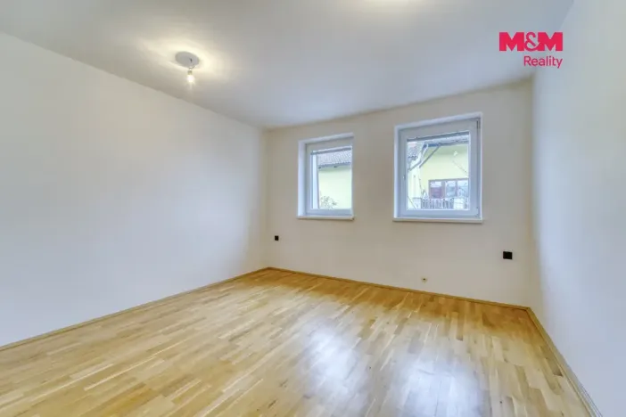 Prodej rodinného domu, Plzeň - Severní Předměstí, V Lužánkách, 183 m2
