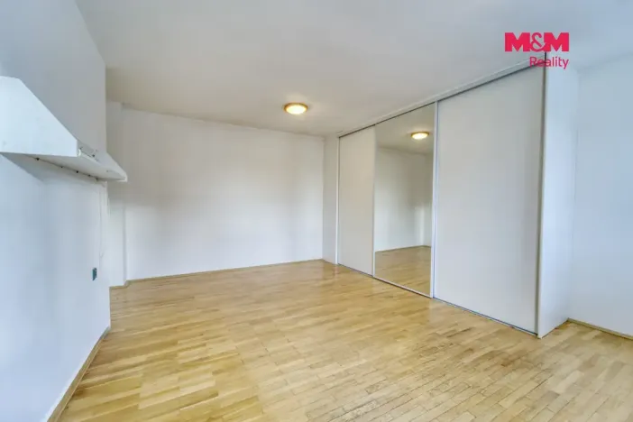 Prodej rodinného domu, Plzeň - Severní Předměstí, V Lužánkách, 183 m2