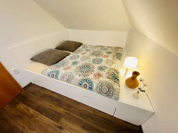 Pronájem bytu 1+kk, Jihlava, Kosmákova, 30 m2