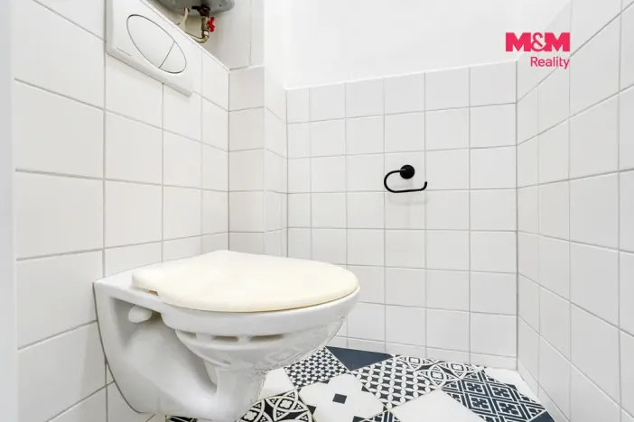 Prodej bytu 1+kk, Plzeň - Doubravka, Habrmannovo náměstí, 30 m2