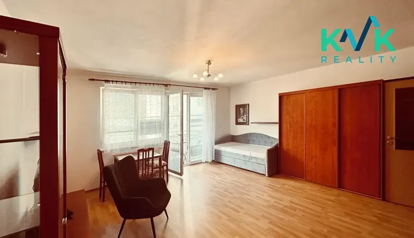Pronájem bytu 1+kk, Karlovy Vary, Waldertova, 39 m2
