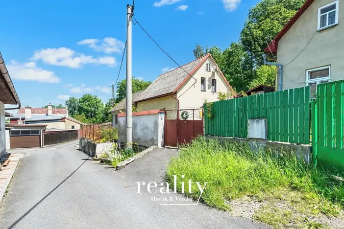 Prodej rodinného domu, Puklice, 111 m2