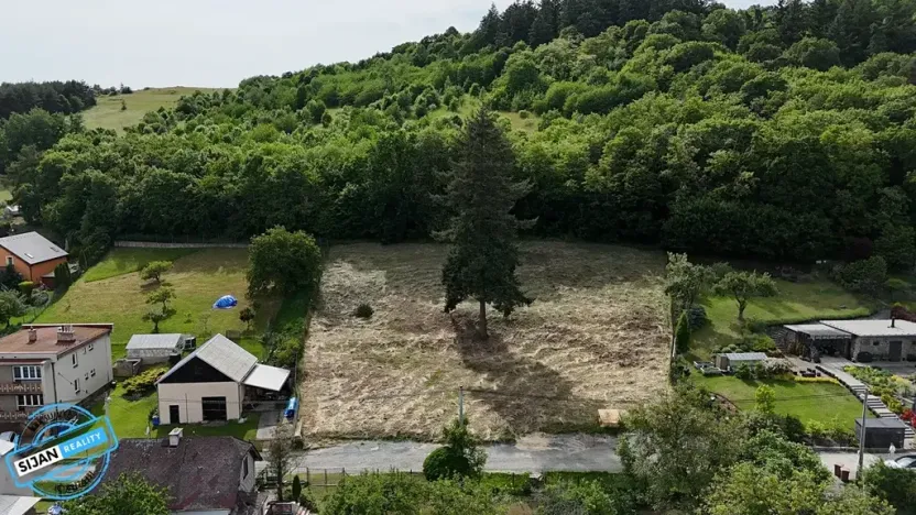Prodej pozemku pro bydlení, Krnov, 1311 m2