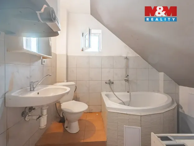 Prodej rodinného domu, Bystřice - Jarkovice, 350 m2
