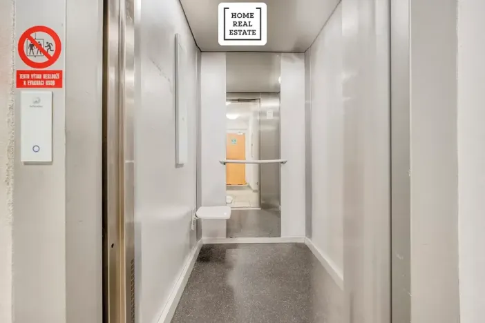 Prodej bytu 3+1, Praha - Zličín, Lipovská, 70 m2