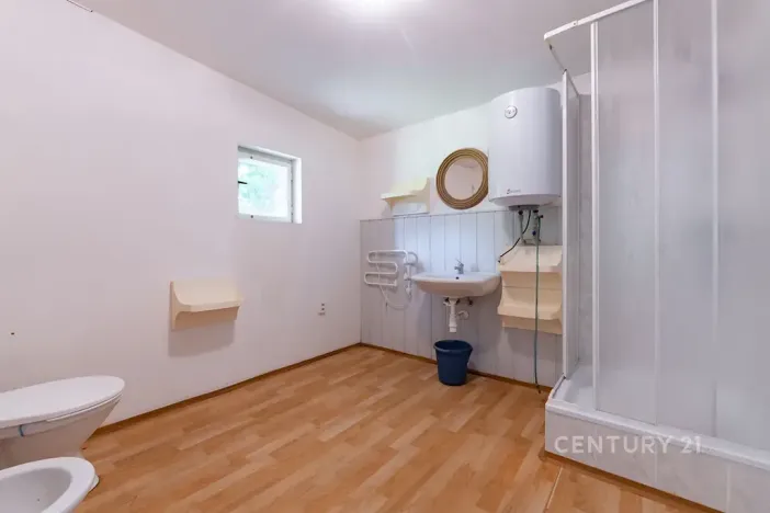 Prodej obchodního prostoru, Lom, Podkrušnohorská, 273 m2