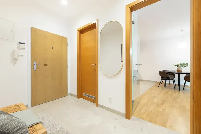 Prodej bytu 2+kk, Praha - Čimice, Čimická, 57 m2