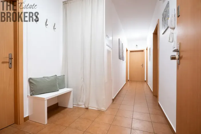 Pronájem bytu 4+kk, Praha - Čakovice, Schoellerova, 102 m2