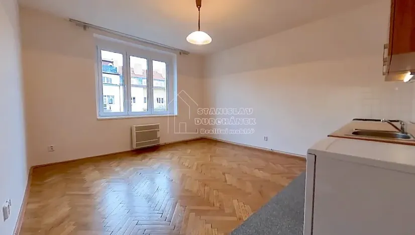 Pronájem bytu 1+kk, Praha - Strašnice, Nad Primaskou, 23 m2
