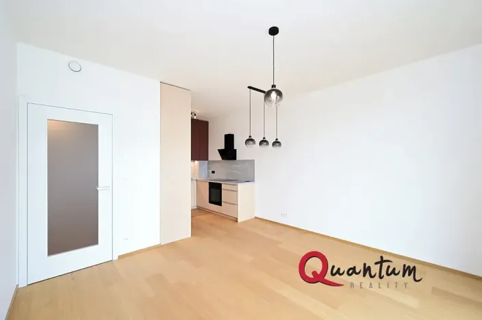 Pronájem bytu 2+kk, Praha - Hrdlořezy, V třešňovce, 46 m2
