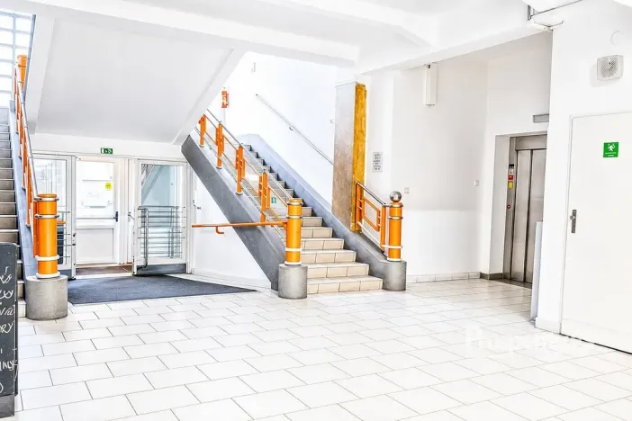 Pronájem komerční, Kladno, náměstí Svobody, 12 m2