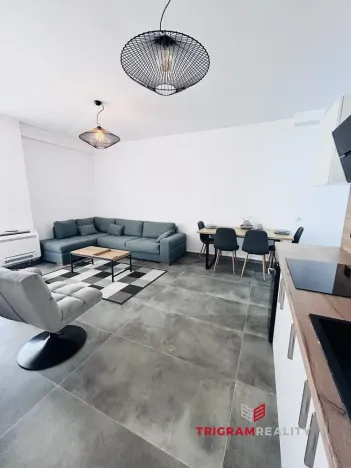 Prodej bytu 3+kk, Saranda, Albánie, 62 m2