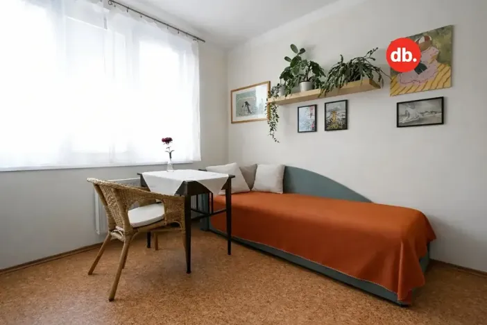Prodej bytu 1+1, Karlovy Vary, Vítězná, 41 m2