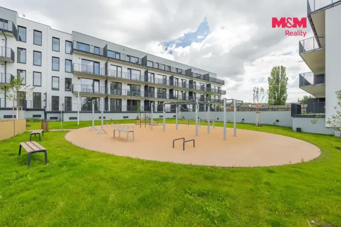 Pronájem bytu 2+kk, Kladno, Ke křížku, 54 m2