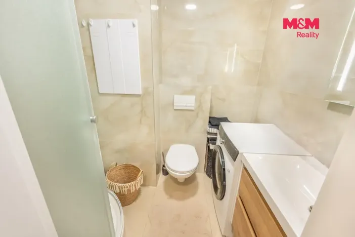 Prodej bytu 1+kk, Slaný, Všehlušická, 26 m2