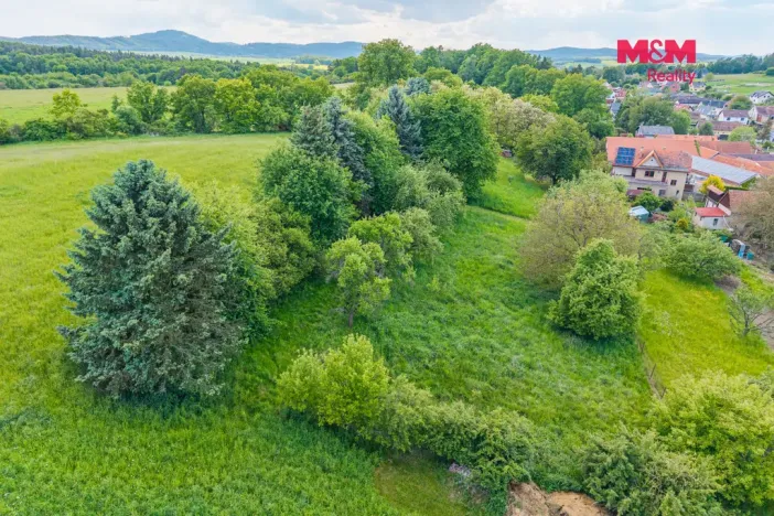 Prodej pozemku pro bydlení, Benešov - Úročnice, 1693 m2