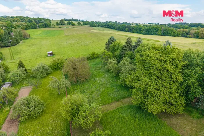 Prodej pozemku pro bydlení, Benešov - Úročnice, 1693 m2