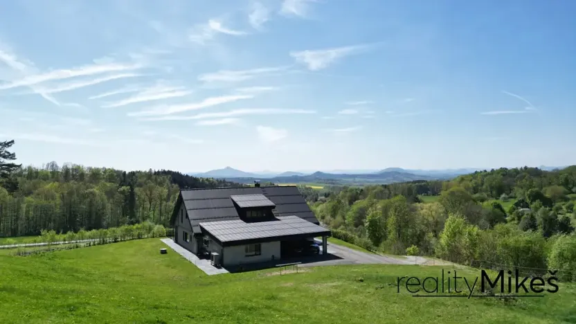 Prodej rodinného domu, Křižany, 470 m2