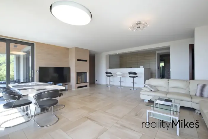 Prodej rodinného domu, Křižany, 470 m2