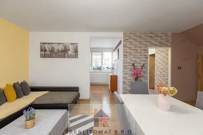 Pronájem rodinného domu, Horoušany, Na Svahu, 133 m2