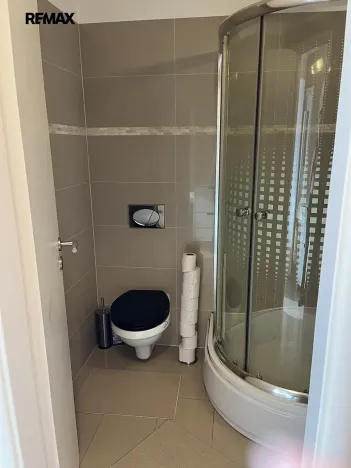 Pronájem bytu 1+kk, Praha - Libeň, Nad Mazankou, 35 m2