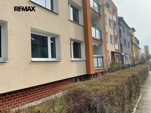Pronájem bytu 1+kk, Praha - Libeň, Nad Mazankou, 35 m2