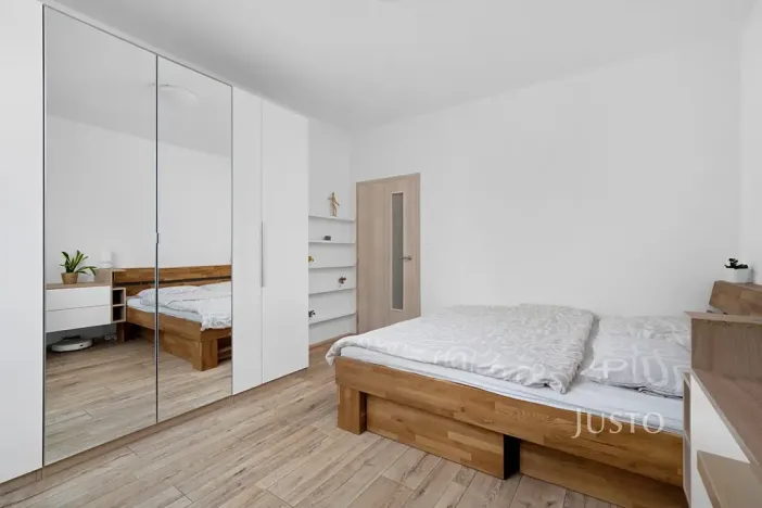 Prodej bytu 3+kk, Rosice, Karla IV., 77 m2