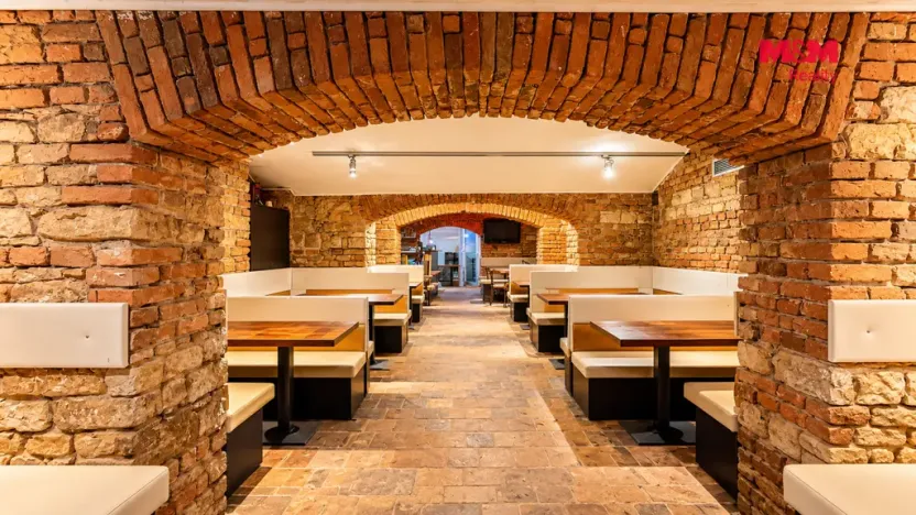 Pronájem restaurace, Praha - Nusle, Sekaninova, 194 m2