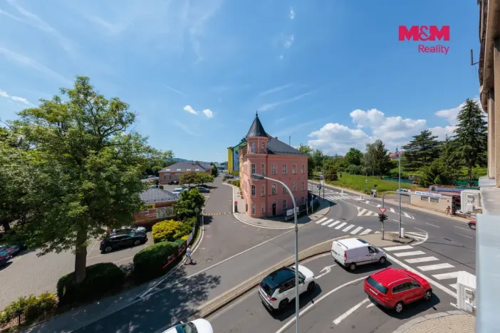 Prodej bytu 1+1, Karlovy Vary - Dvory, Kpt. Jaroše, 40 m2