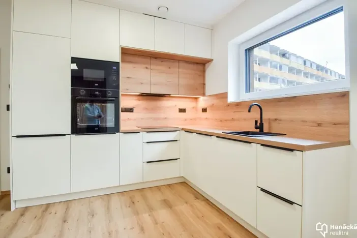 Pronájem bytu 2+kk, Olomouc, Hálkova, 61 m2