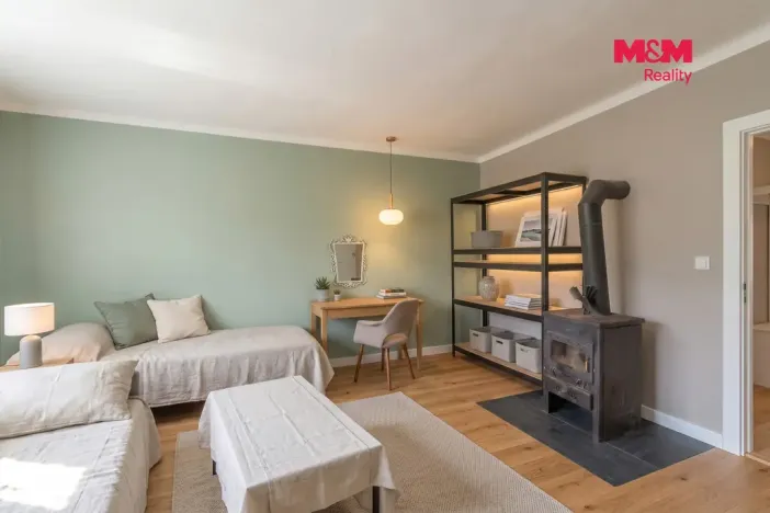 Prodej rodinného domu, Jeviněves, 45 m2