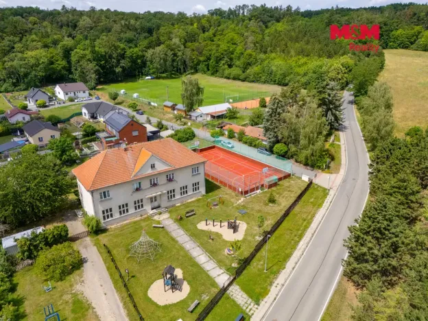 Prodej rodinného domu, Jeviněves, 45 m2